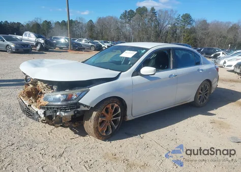 2015 Honda Accord Sport z USA, uszkodzony, nr VIN 1HGCR2F55FA168383